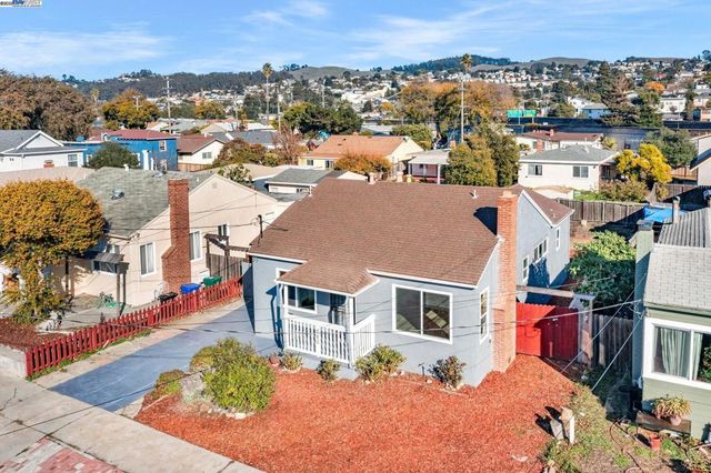 680 Mclaughlin St, Richmond, CA 94805