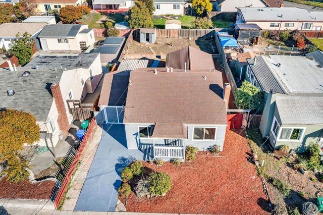 680 Mclaughlin St, Richmond, CA 94805