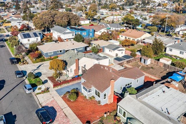 680 Mclaughlin St, Richmond, CA 94805