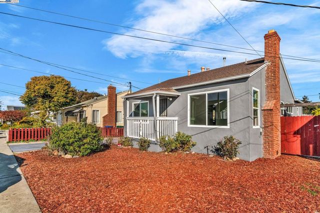680 Mclaughlin St, Richmond, CA 94805
