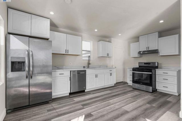 680 Mclaughlin St, Richmond, CA 94805