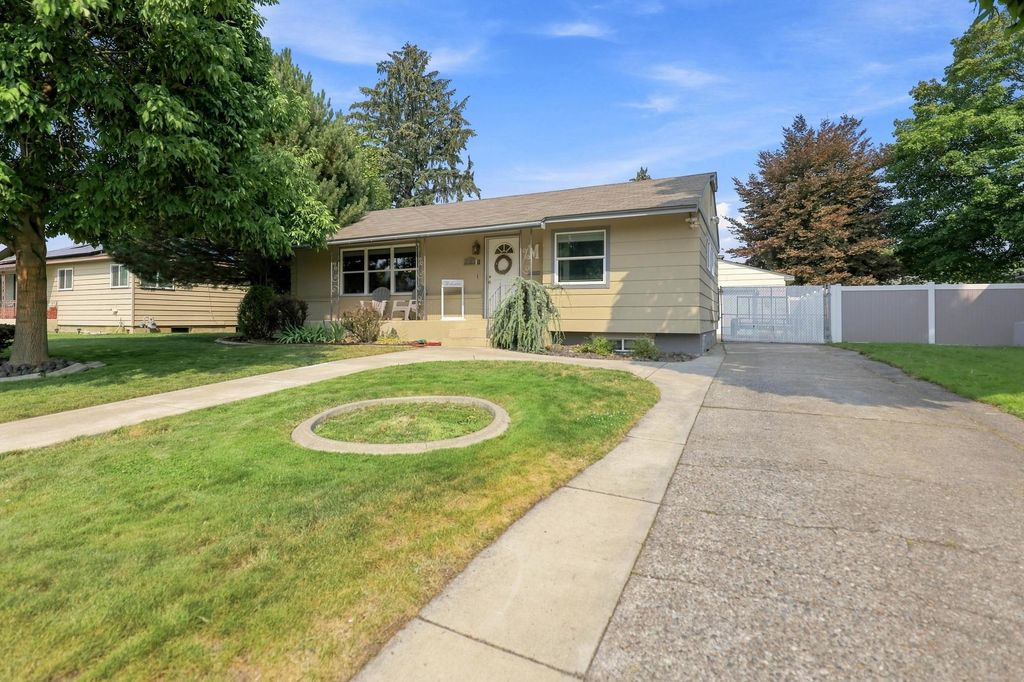 5804 N Audubon St, Spokane, WA 99205 photo 2