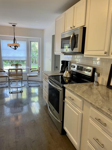 505 Center Street, Mount Pleasant, SC 29464