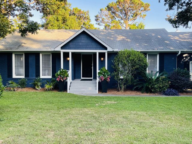 505 Center Street, Mount Pleasant, SC 29464