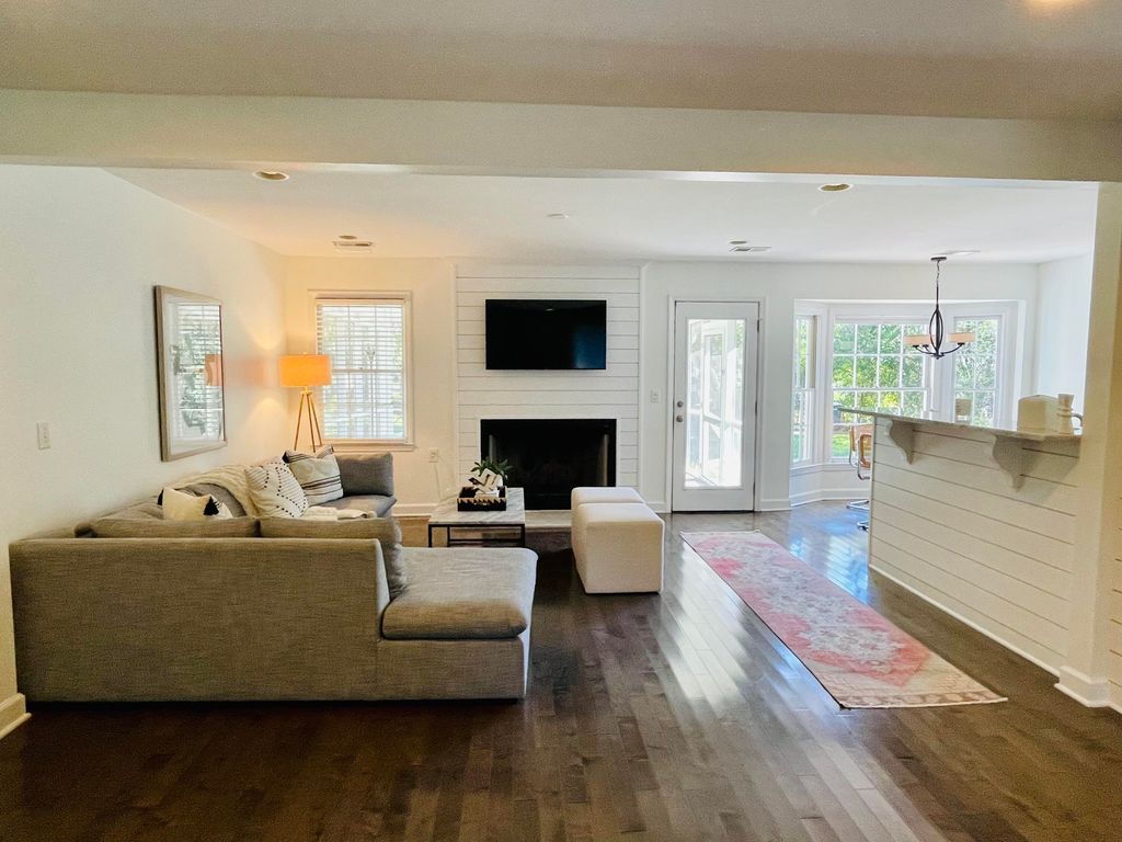505 Center Street, Mount Pleasant, SC 29464