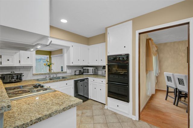 3811 Lamplighter Circle, Missouri City, TX 77459