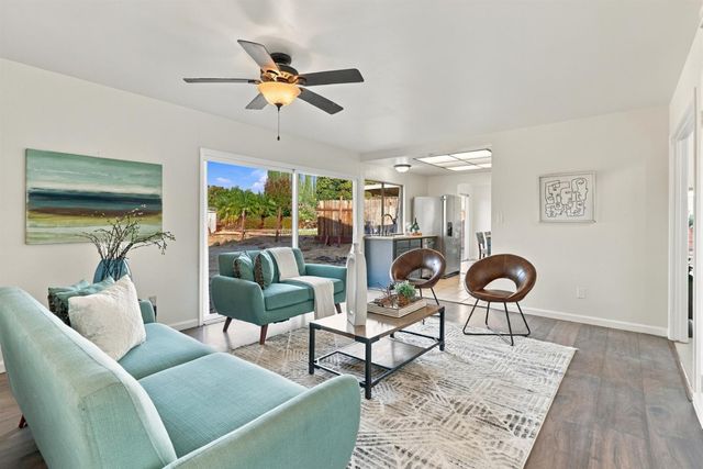 7755 Envoy Way, Citrus Heights, CA 95610