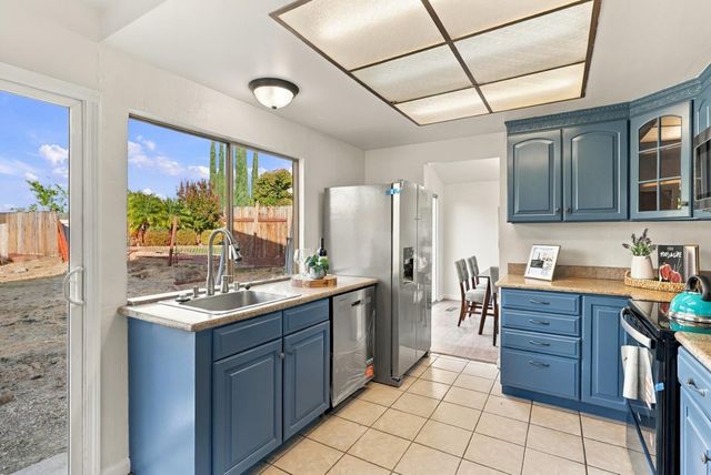 7755 Envoy Way, Citrus Heights, CA 95610