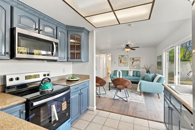7755 Envoy Way, Citrus Heights, CA 95610