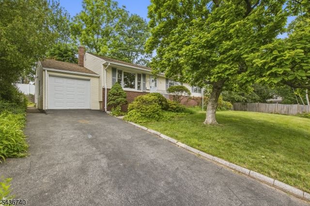 138 Wortendyke Ave, Emerson Boro, NJ 07630