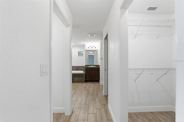 11240 MARVELWOOD ROAD, Weeki Wachee, FL 34614