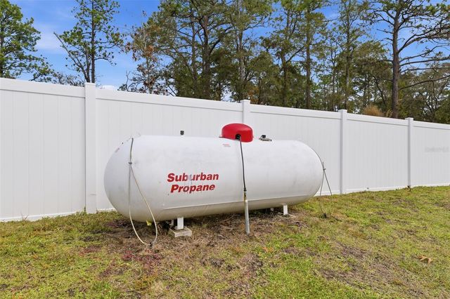 11240 MARVELWOOD ROAD, Weeki Wachee, FL 34614