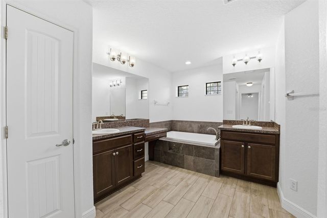 11240 MARVELWOOD ROAD, Weeki Wachee, FL 34614