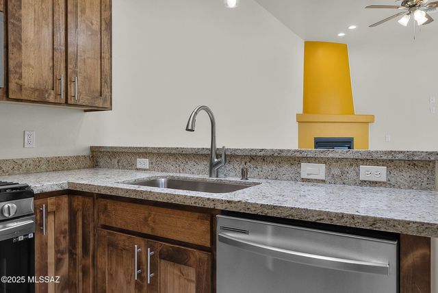 1603 Golden Gate Way, Tubac, AZ 85646