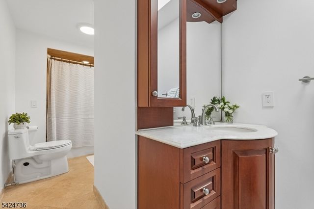 1485 Force Dr, Mountainside Boro, NJ 07092