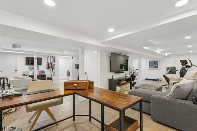 1485 Force Dr, Mountainside Boro, NJ 07092