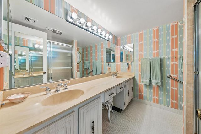 1262 N Sugar Sands Boulevard 126, Singer Island, FL 33404
