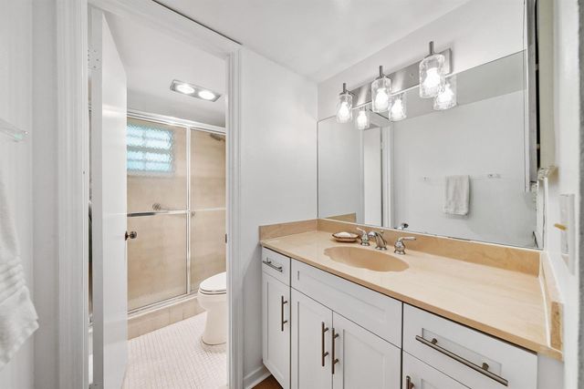 1262 N Sugar Sands Boulevard 126, Singer Island, FL 33404
