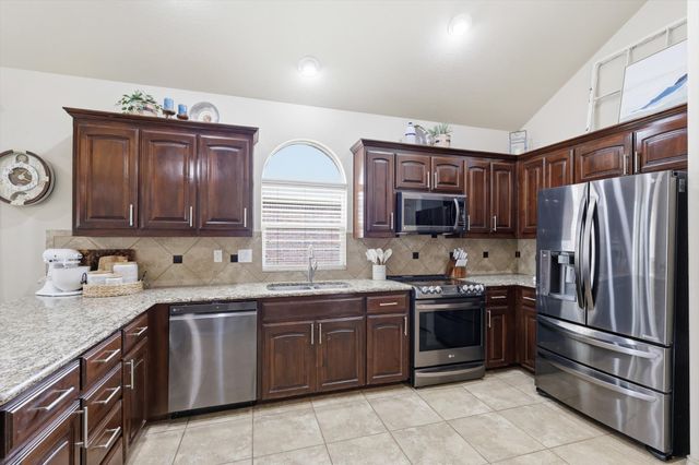 10861 Irish Glen Trail, Fort Worth, TX 76052