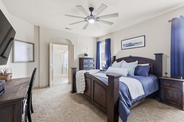 10861 Irish Glen Trail, Fort Worth, TX 76052