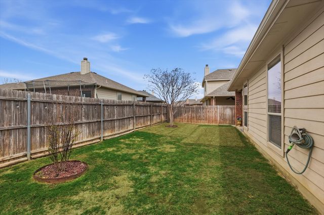 10861 Irish Glen Trail, Fort Worth, TX 76052