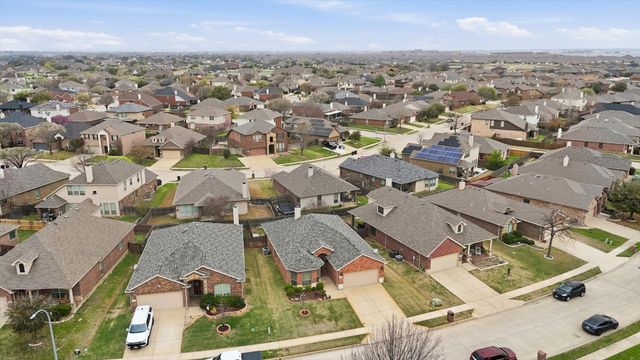 10861 Irish Glen Trail, Fort Worth, TX 76052