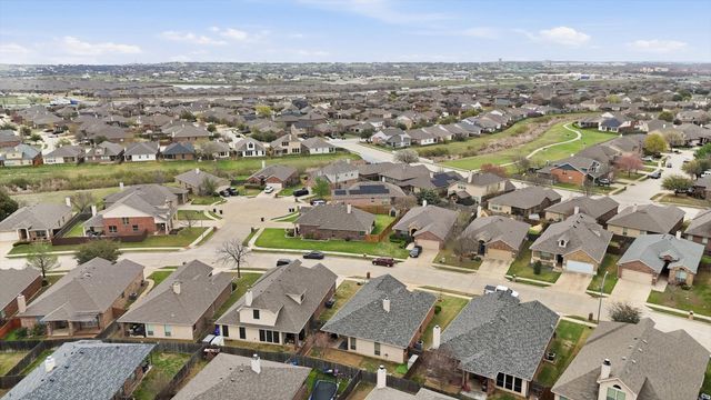 10861 Irish Glen Trail, Fort Worth, TX 76052