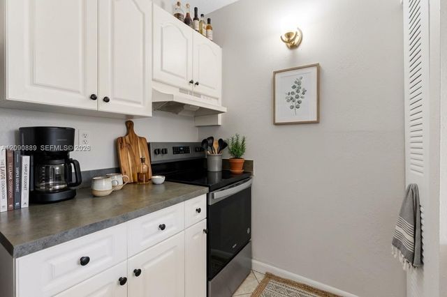 2401 Riverside Drive 518-B, Coral Springs, FL 33065