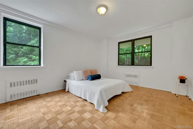 735 Kappock Street 2F, Bronx, NY 10463