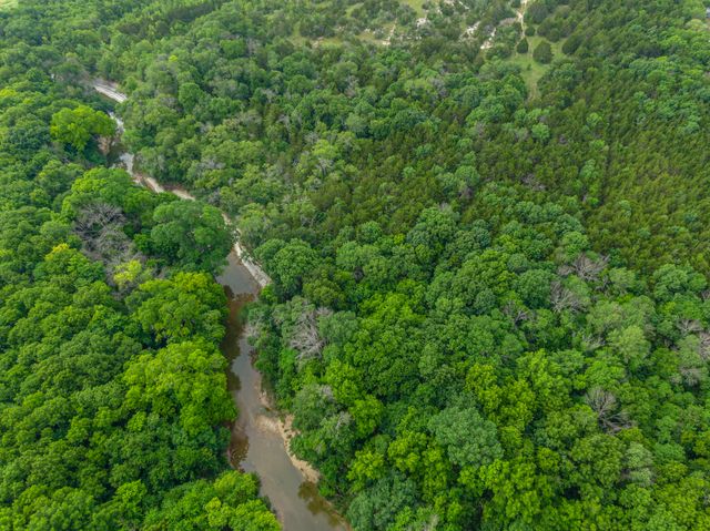 824 Truman Circle, Lancaster, TX 75146