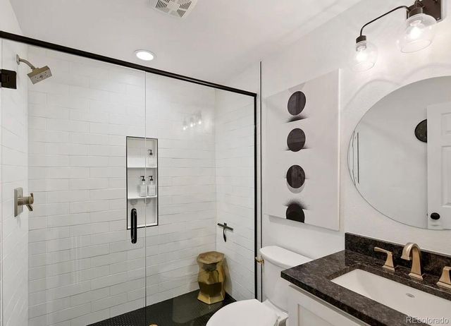 9098 W Chestnut Avenue, Littleton, CO 80128