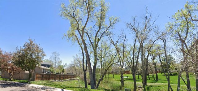 9098 W Chestnut Avenue, Littleton, CO 80128