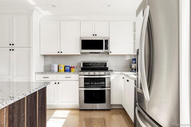 9098 W Chestnut Avenue, Littleton, CO 80128