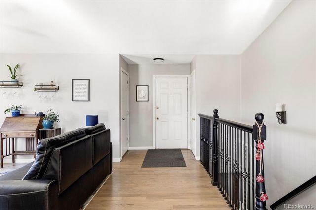 9098 W Chestnut Avenue, Littleton, CO 80128