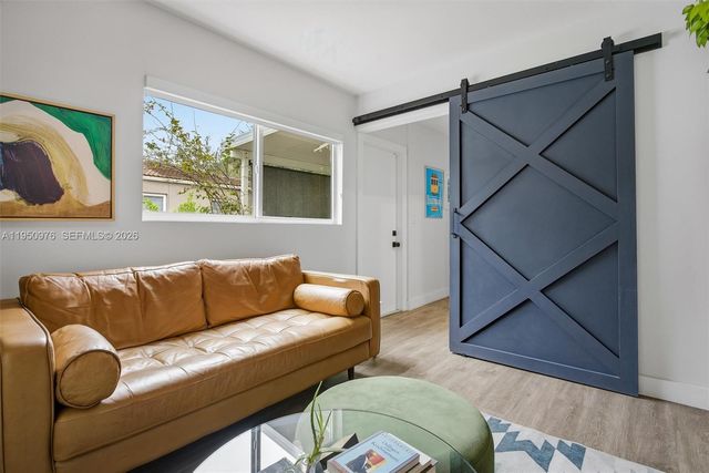 565 South Dr, Miami Springs, FL 33166