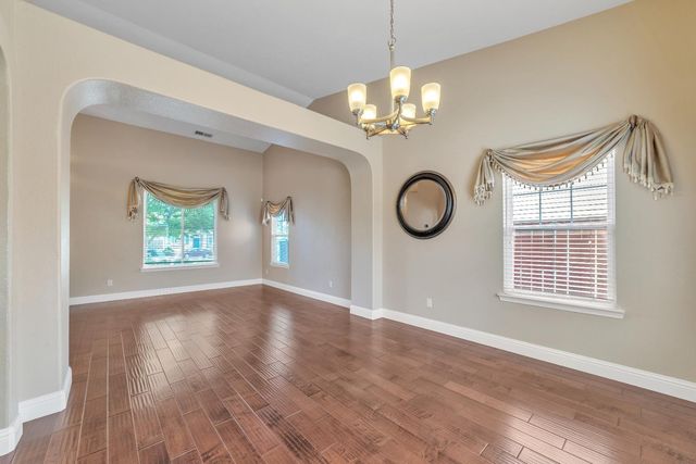 1021 Kirby Ct, Folsom, CA 95630