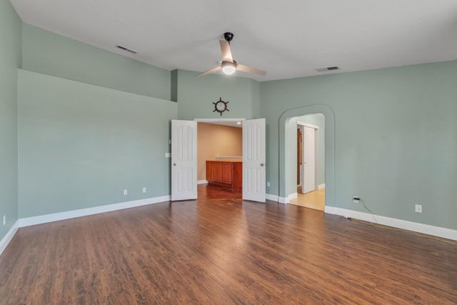 1021 Kirby Ct, Folsom, CA 95630