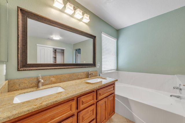 1021 Kirby Ct, Folsom, CA 95630