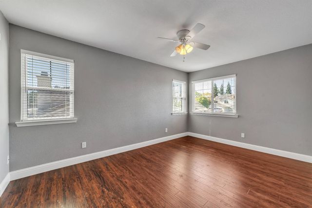 1021 Kirby Ct, Folsom, CA 95630