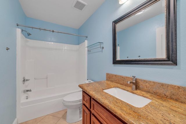1021 Kirby Ct, Folsom, CA 95630