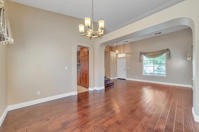 1021 Kirby Ct, Folsom, CA 95630