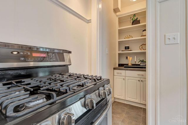 3734 Woodland Avenue, Cincinnati, OH 45209