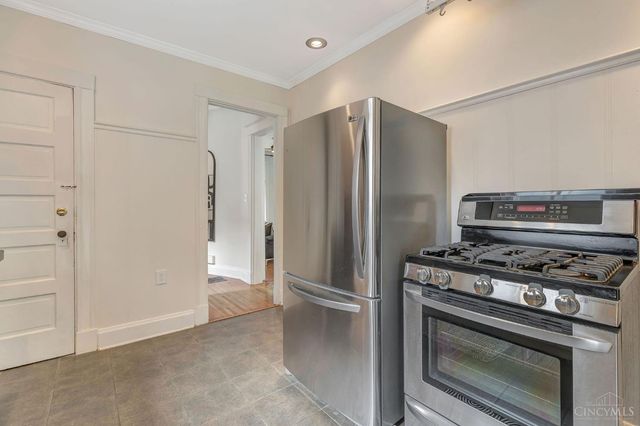3734 Woodland Avenue, Cincinnati, OH 45209