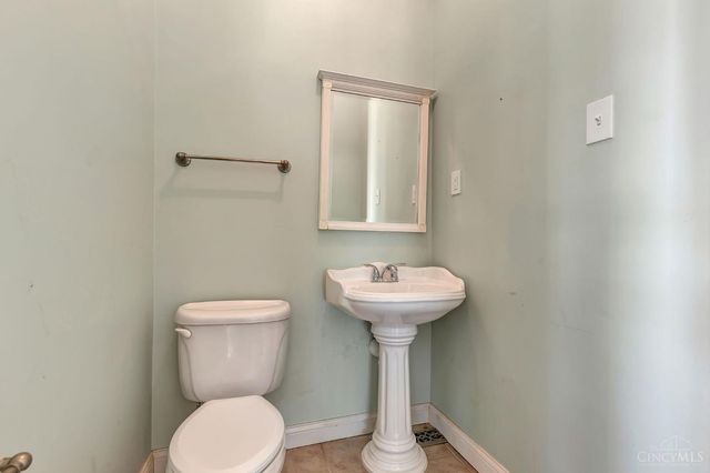 3734 Woodland Avenue, Cincinnati, OH 45209
