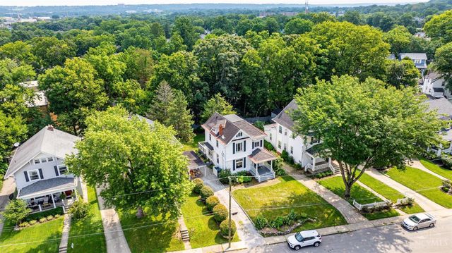 3734 Woodland Avenue, Cincinnati, OH 45209