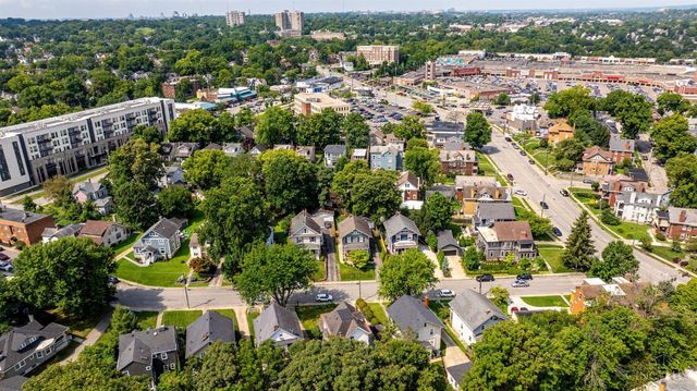 3734 Woodland Avenue, Cincinnati, OH 45209