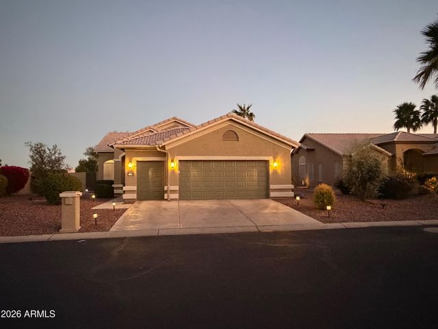 15329 W CATALINA Court, Goodyear, AZ 85395