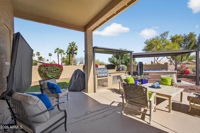 15329 W CATALINA Court, Goodyear, AZ 85395