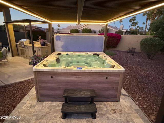 15329 W CATALINA Court, Goodyear, AZ 85395