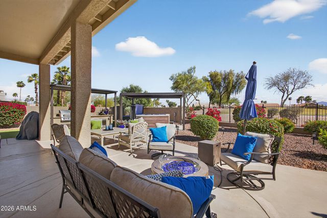 15329 W CATALINA Court, Goodyear, AZ 85395